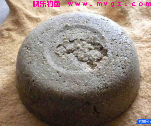 学会这3招冬天钓鲫鱼打窝技巧,再也不空军