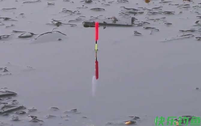 冬天水库钓鱼怎么选位置？